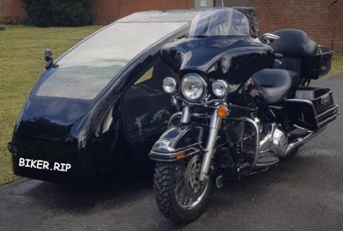 Motorradgespann für die letzte Fahrt zur Beisetzung